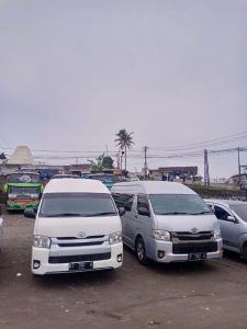 Rental Mobil Travel Hiace di Jogja